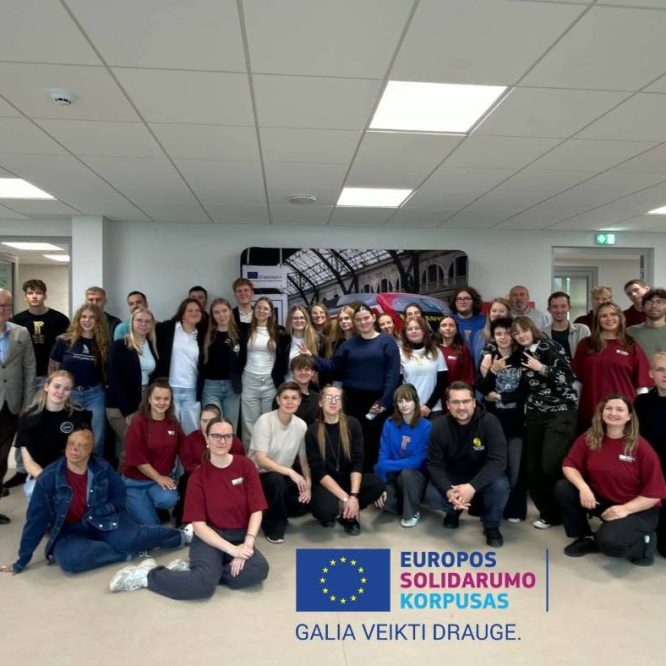 Šilutėje nuskambėjo Europos solidarumo korpuso projektų susitikimas: nuo miesto sekretų iki jaunimo galimybių